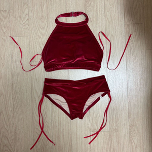 [수민폴웨어] 수민 폴웨어 홀리데이 벨벳 햅번 레드 s