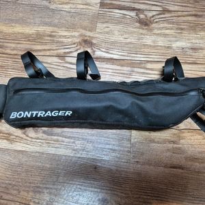 본트래거 자전거 프레임백 블랙