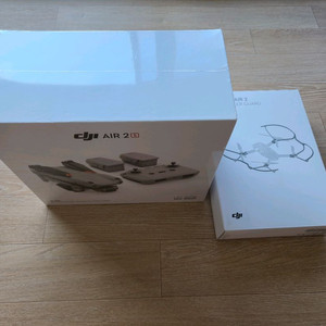미개봉 DJI 매빅 에어2s 플라이모어 콤보 드론