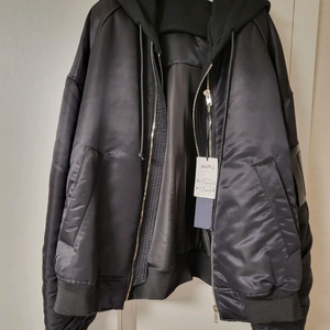 준지 MA-1 21년 46사이즈 상태좋음