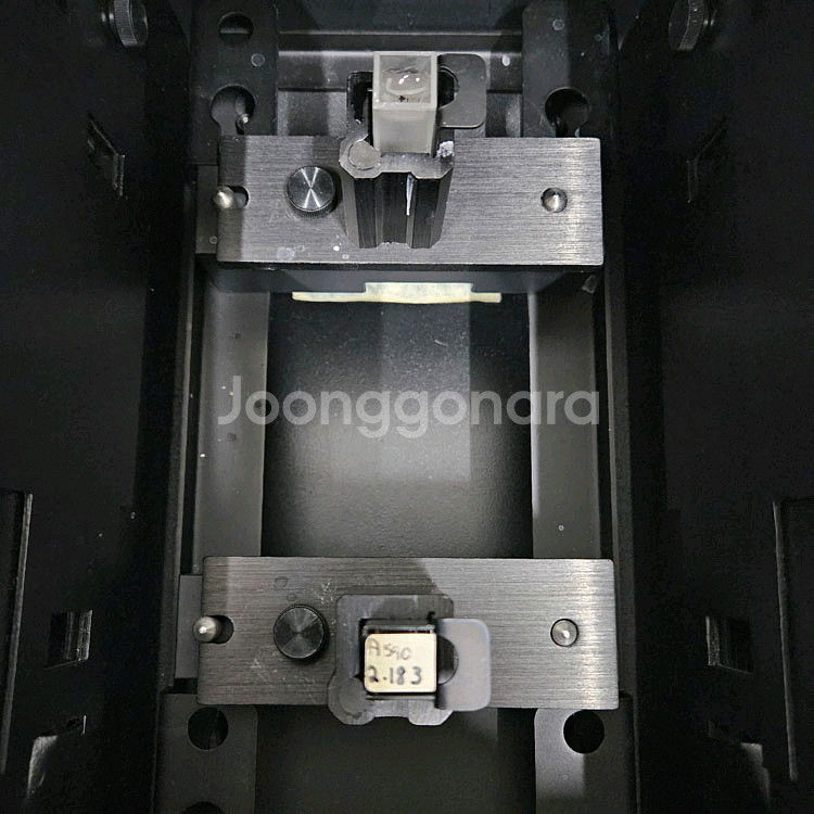 Agilent Cary 300 UV-Vis 분광광도계--3