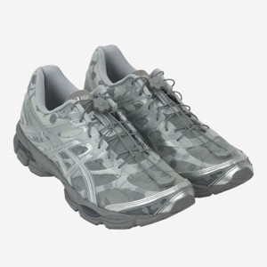 아식스 세실리아반센 젤큐물러스16 그레이 245 새상품