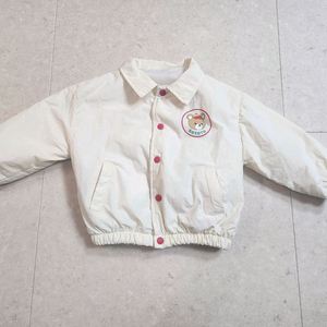 로토토베베 슈가점퍼 팝니다 (사이즈 100)