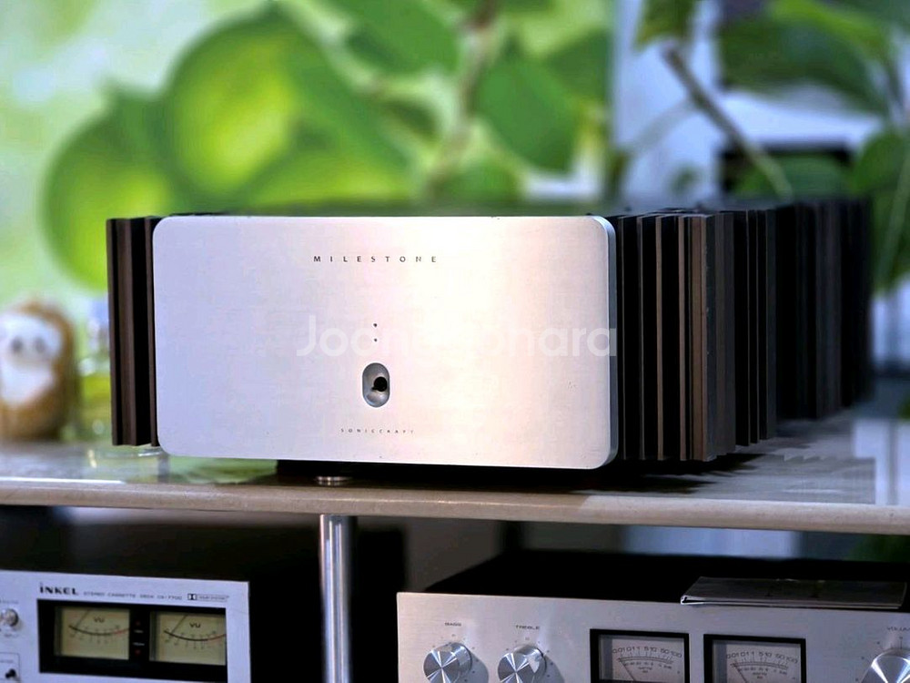 국산 명기 파워앰프 소닉크래프트 M2500S--0