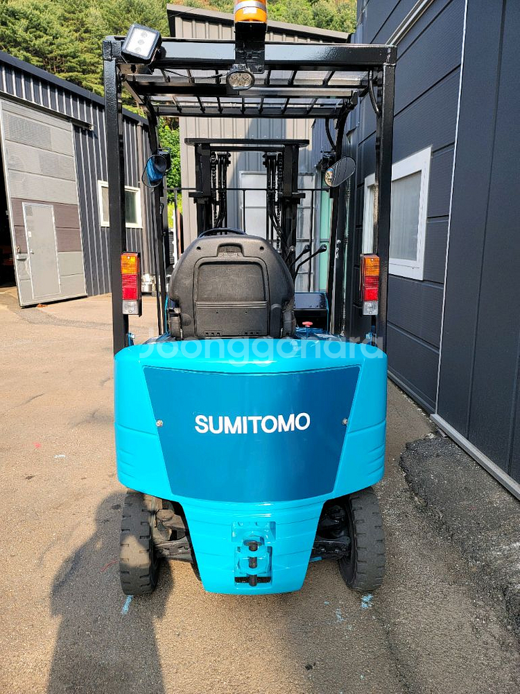 신차급 스미토모 1.5톤 복합형 전동지게차 판매--3
