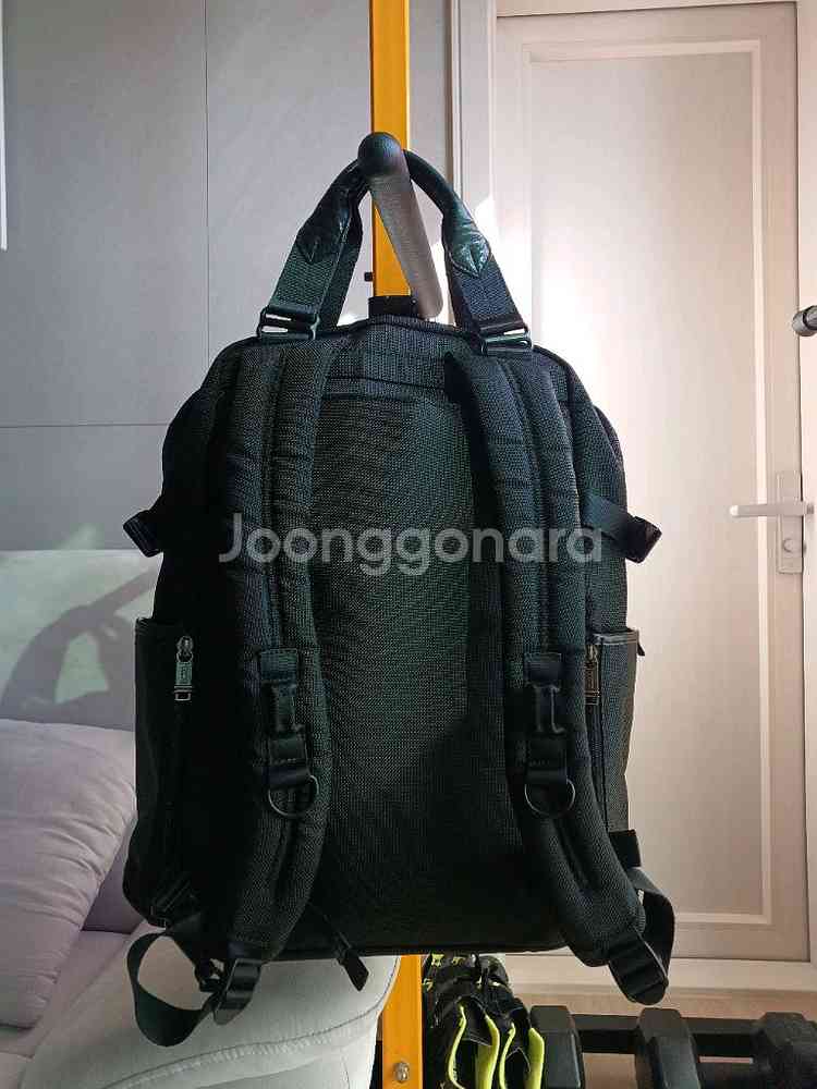 투미 르준 백팩 올블랙 팝니다.--1