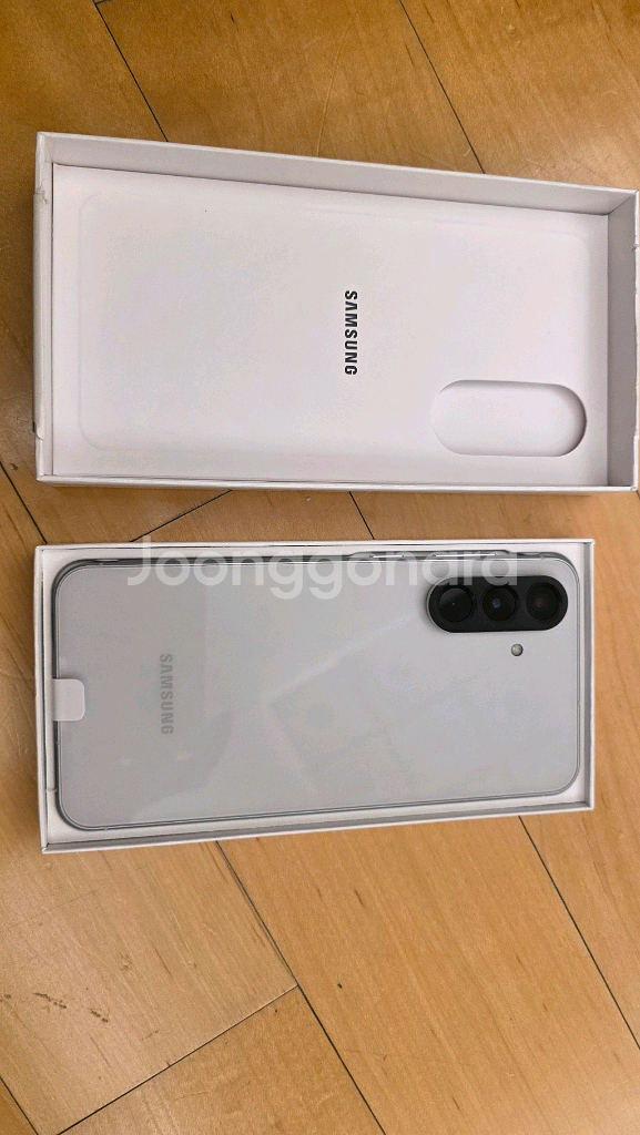 미사용 갤럭시 퀀텀6 팝니다--0