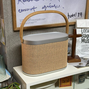 뱅엔올룹슨 베오사운드 a5