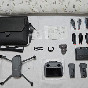 DJI 매빅에어3(RC2) 플라이모어 콤보 판매해요 ^^