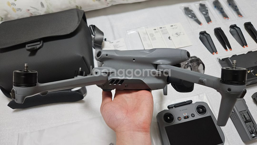 DJI 매빅에어3(RC2) 플라이모어 콤보 판매해요 ^^--3