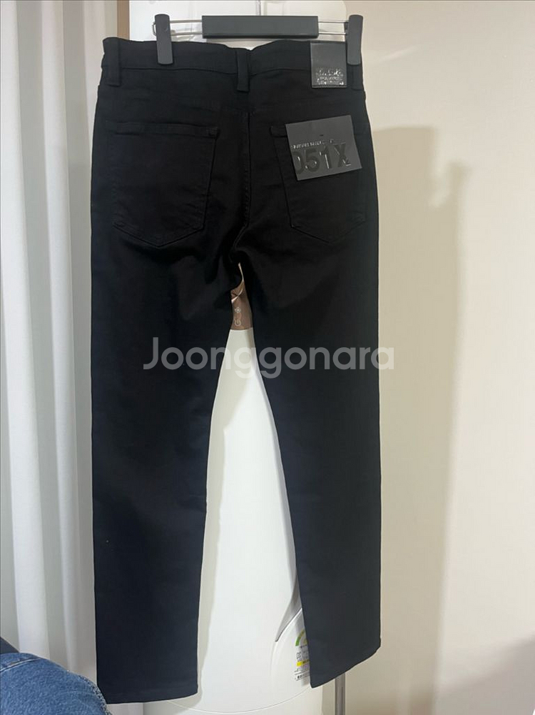 플랙 베를린 051 블랙진 32 사이즈 새제품--1