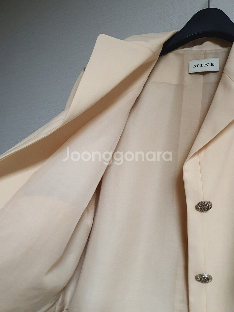 마인 mine 하프 슬리브 자켓 66 사이즈 정품 사이--4