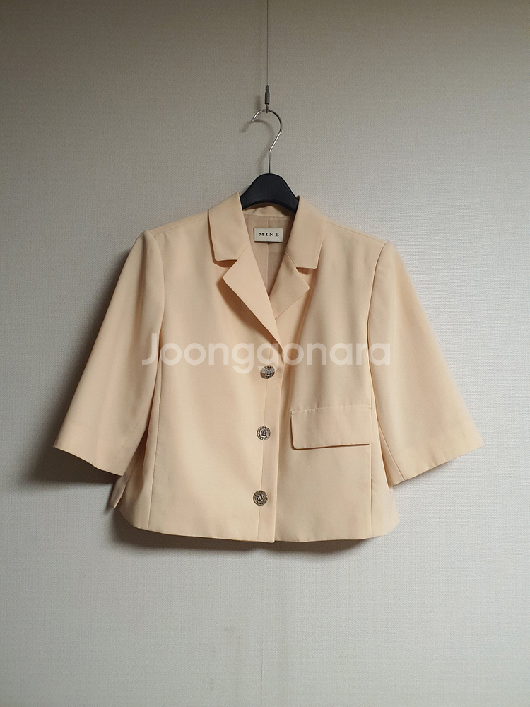 마인 mine 하프 슬리브 자켓 66 사이즈 정품 사이--3