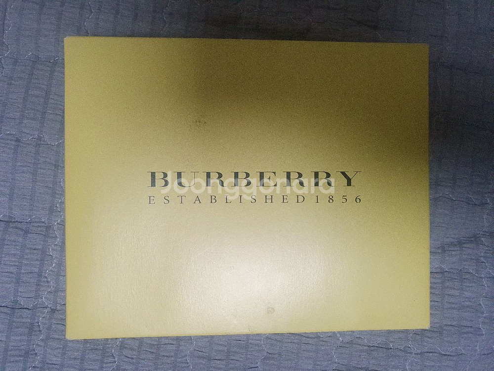 버버리 핑크 체크 손수건 (새상품)--2