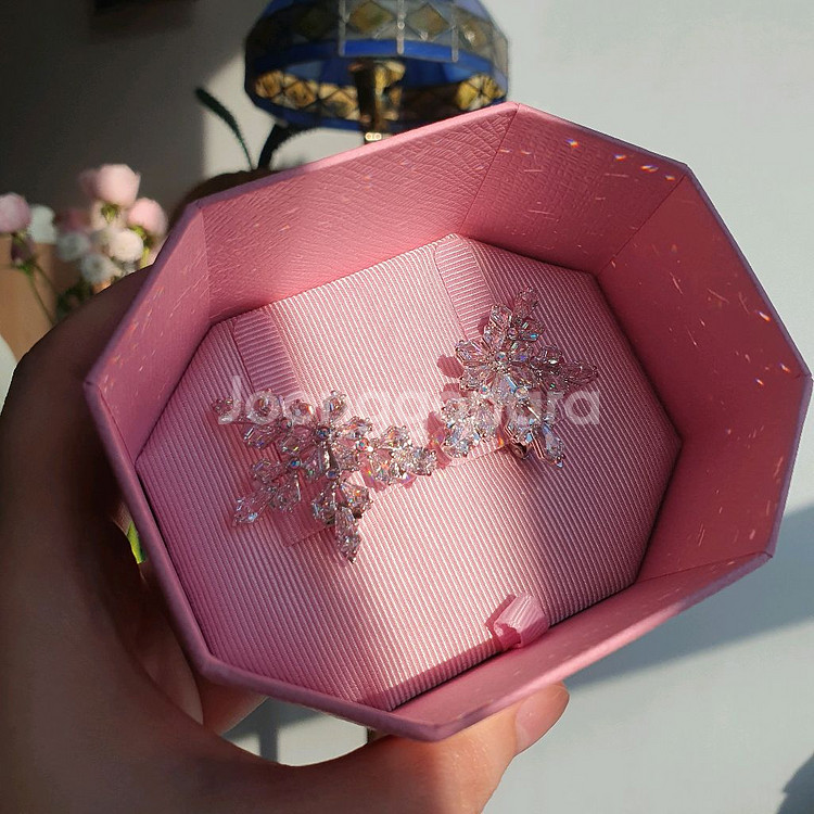 스와로브스키 Idyllia 눈꽃 클립 귀걸이 새상품--2