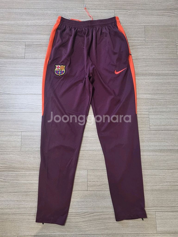 나이키 바르셀로나 트레이닝 팬츠 + 볼캡 모자--0