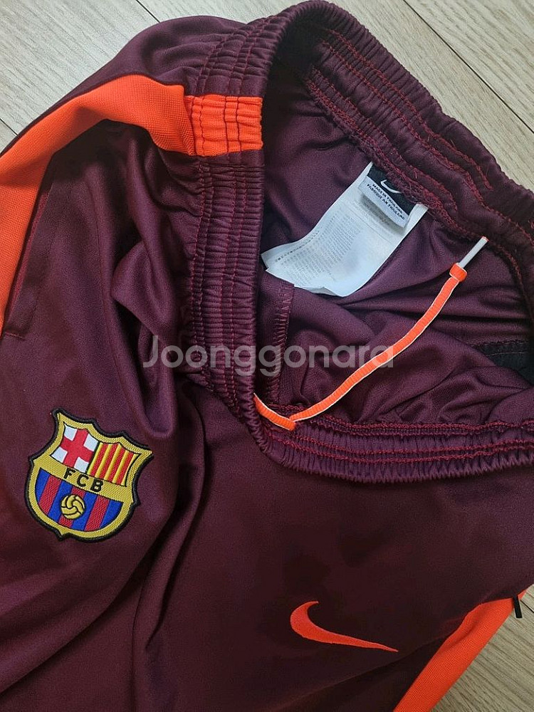 나이키 바르셀로나 트레이닝 팬츠 + 볼캡 모자--1