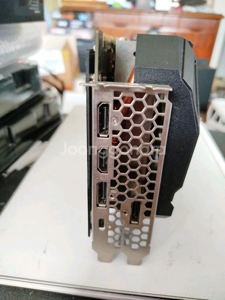 Emtek GeForce RTX 2080super Tu--4