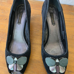 정품 루이비통 스웨이드 샌들