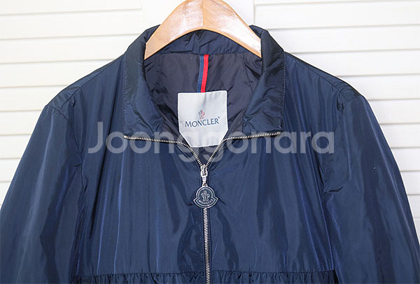 정품 몽클레어 바람막이--2