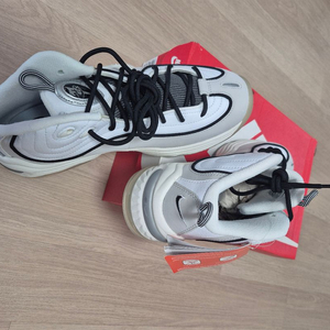 나이키 에어맥스 AP 새상품 275mm