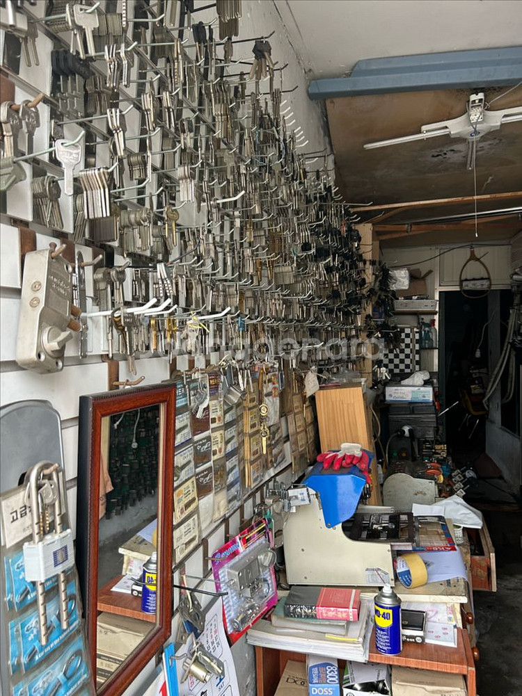 모든 열쇠 제작기기(신흥정밀 포함)및 재료 몽땅 판매--8