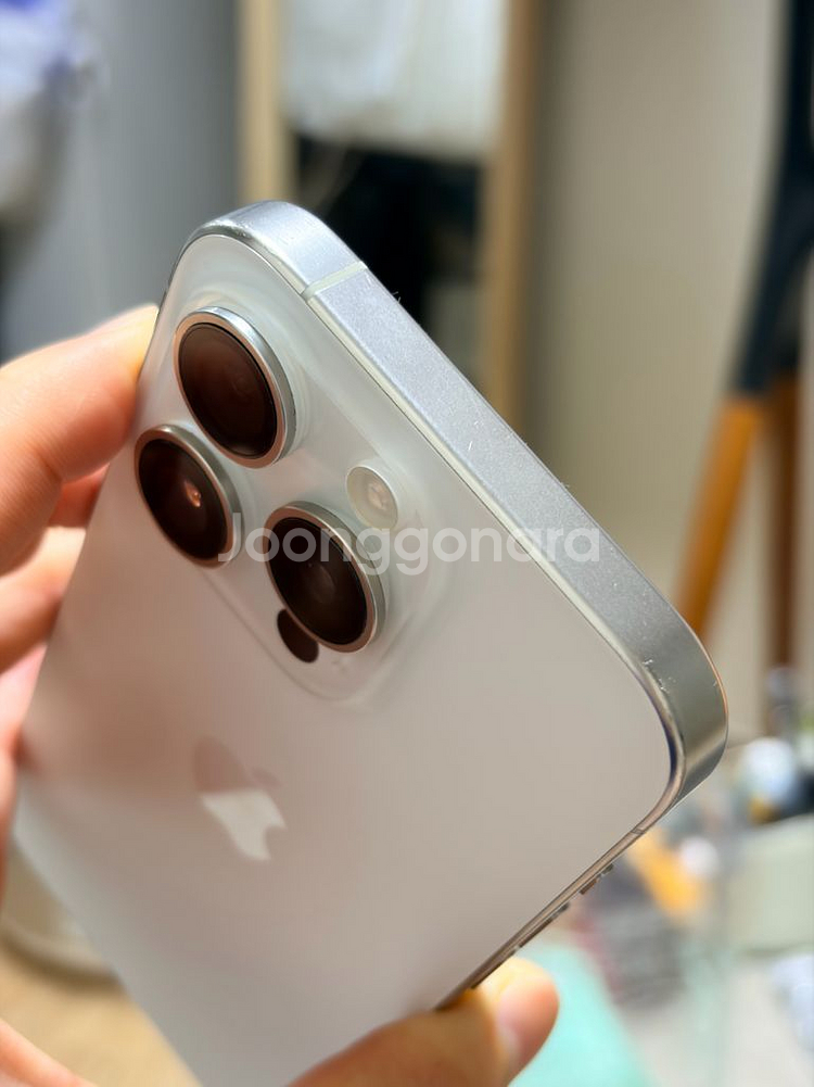 아이폰15 Pro 화이트 256기가 + 애플케어플러스--3