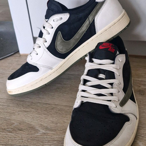 나이키 에어 조던 1 285