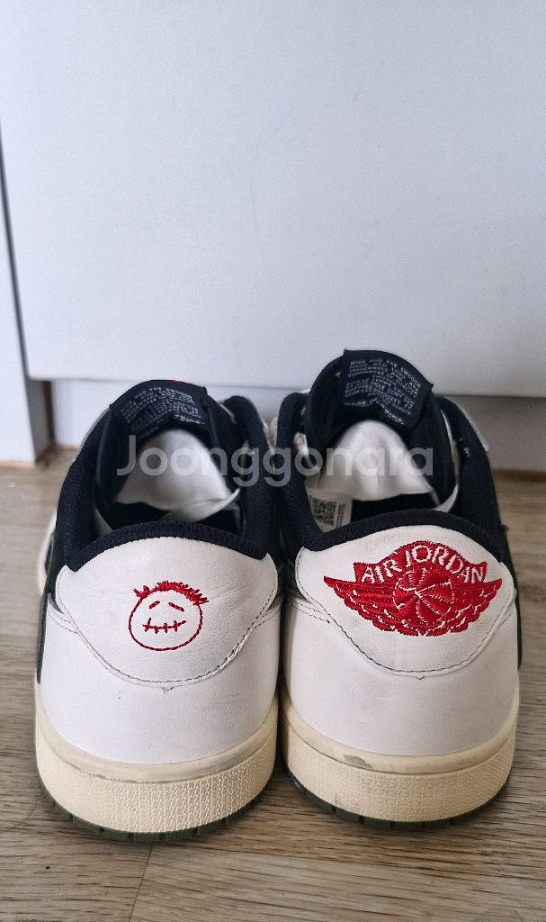 나이키 에어 조던 1 285--2