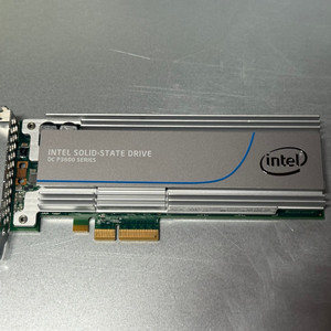 인텔 1.6TB P3600