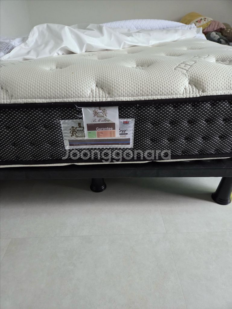 영국브랜드 BM Multra 침대 매트리스(상태 최상)--2