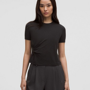 룰루레몬 사이드 트위스트 숏슬리브 셔츠 블랙