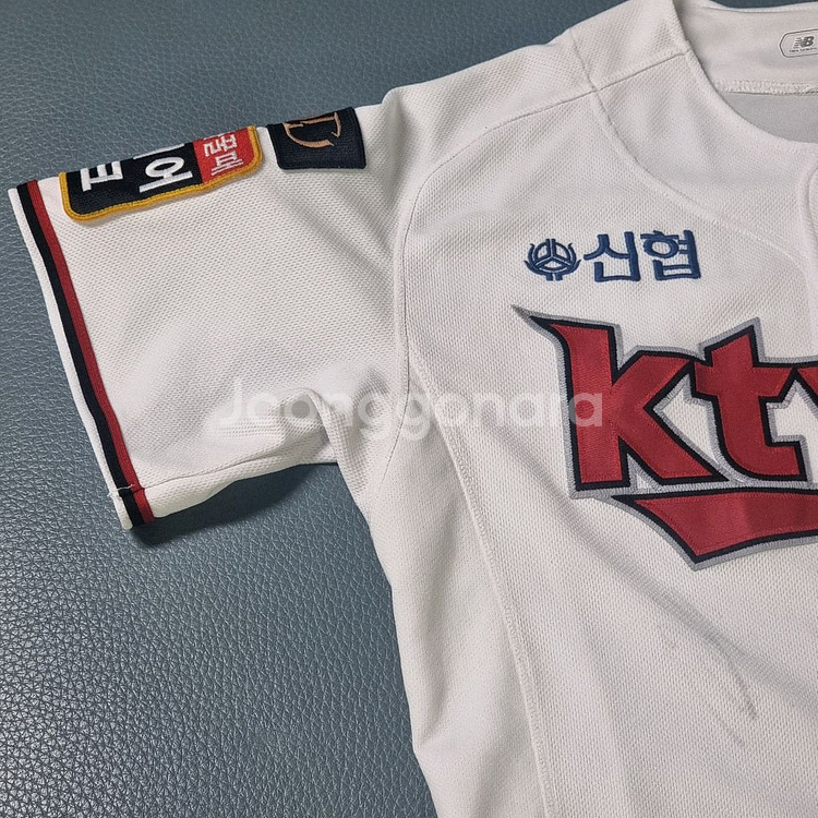 KT 위즈 어센틱 유니폼 100 김상수--1