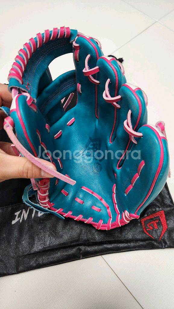 스톰 내야글려브 풍급 KR스페셜 에디션(핑크/화이트)--1