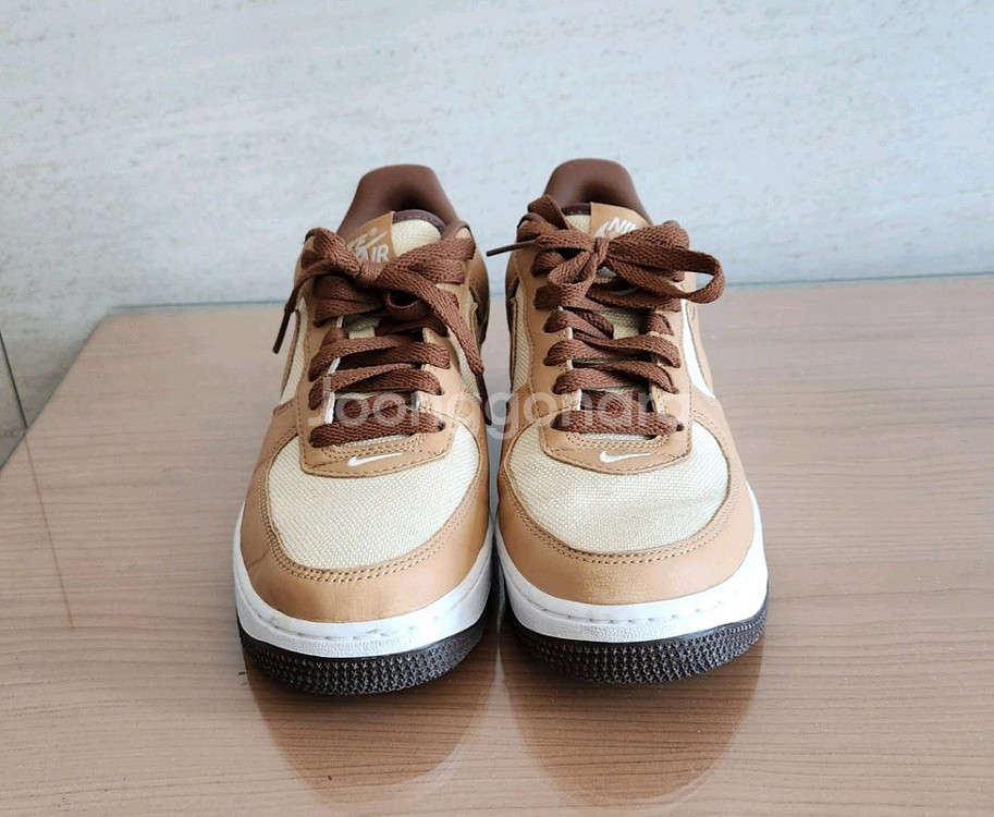 나이키 에어포스1 로우아콘 240사이즈--4