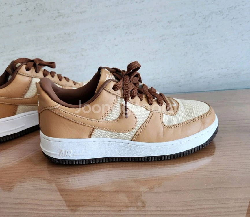 나이키 에어포스1 로우아콘 240사이즈--3