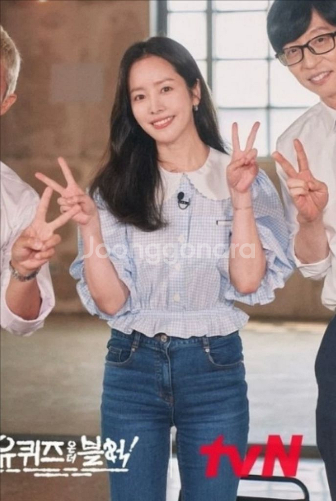 미우미우 깅엄 체크 블라우스 스카이 블루--4