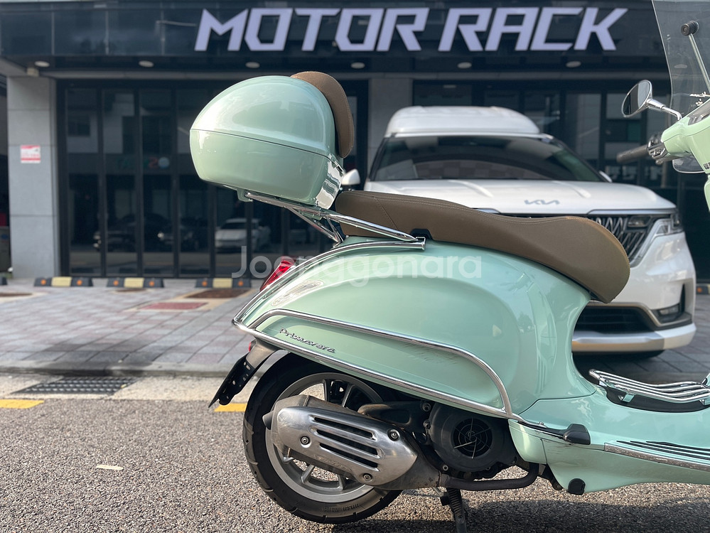 베스파 프리마베라 21년식 1.1만km 민트 풀옵션--1