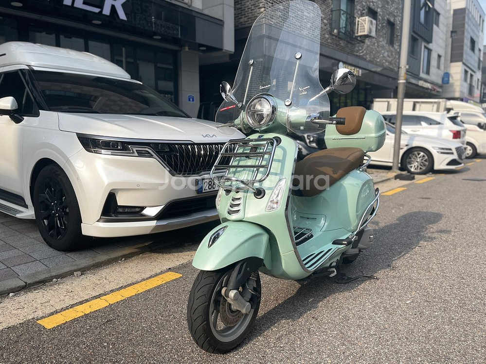 베스파 프리마베라 21년식 1.1만km 민트 풀옵션--5