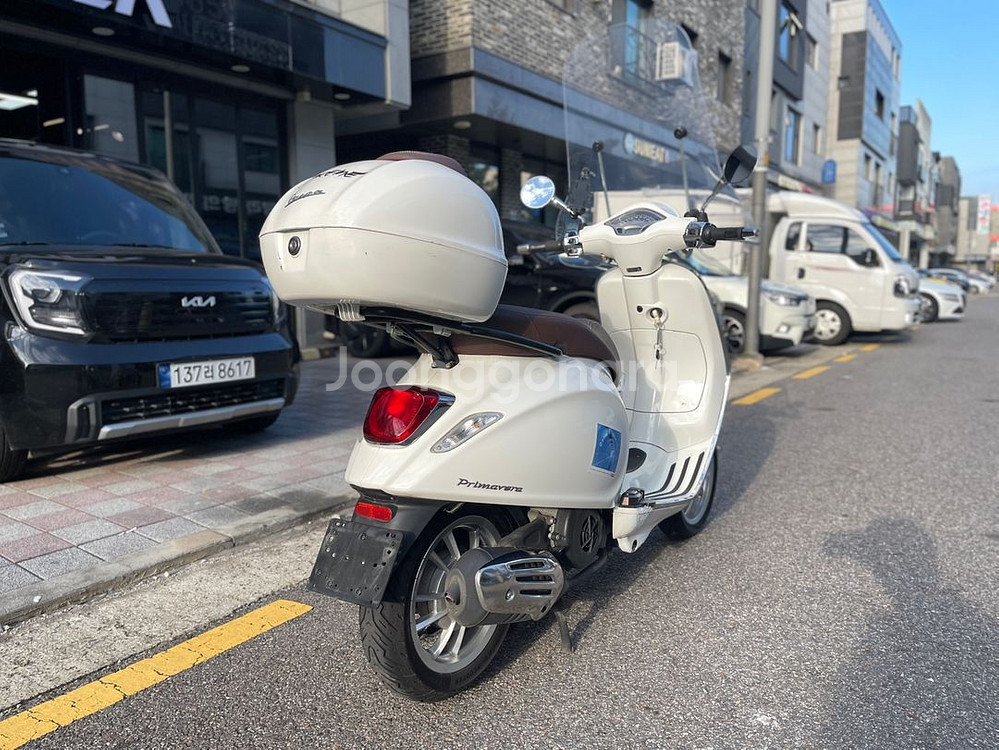 베스파 프리마베라 21년식 1만km 화이트 판매--1