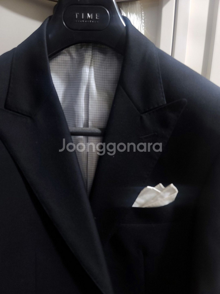 캠브리지멤버스/톰포드 모티브 피크드라펠 셋업수트/103--5