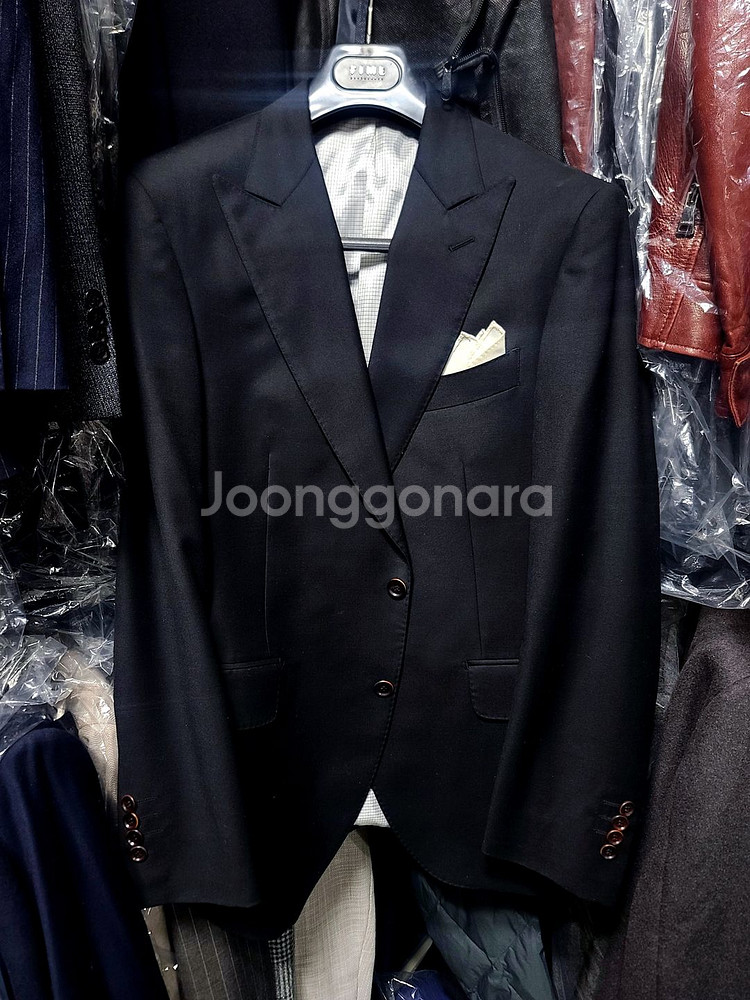 캠브리지멤버스/톰포드 모티브 피크드라펠 셋업수트/103--0