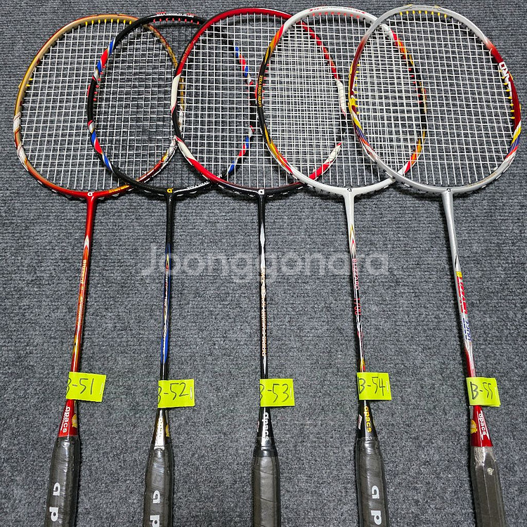 (미사용)최고급 경기용 배드민턴 라켓 판매합니다--1