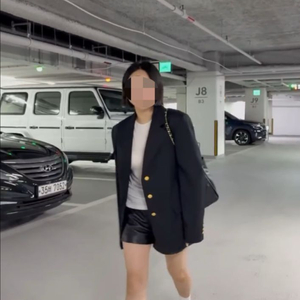 라두나-울 실크 블랙자켓