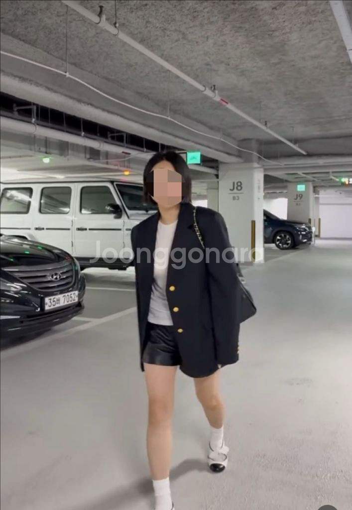 라두나-울 실크 블랙자켓--4