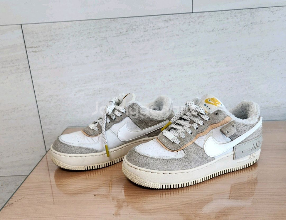 나이키 에어포스1 쉐도우 와일드 240사이즈--1