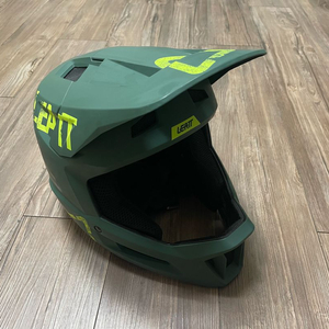 리에뜨 풀페이스 헬멧