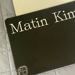 아이패드 프로5 256GB 12.9 + 케이스 2개