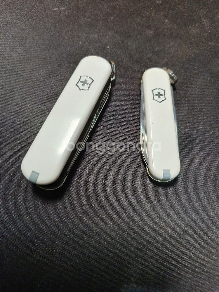 빅토리녹스 키체인 멀티툴 네일클립+클래식SD(화이트)--0