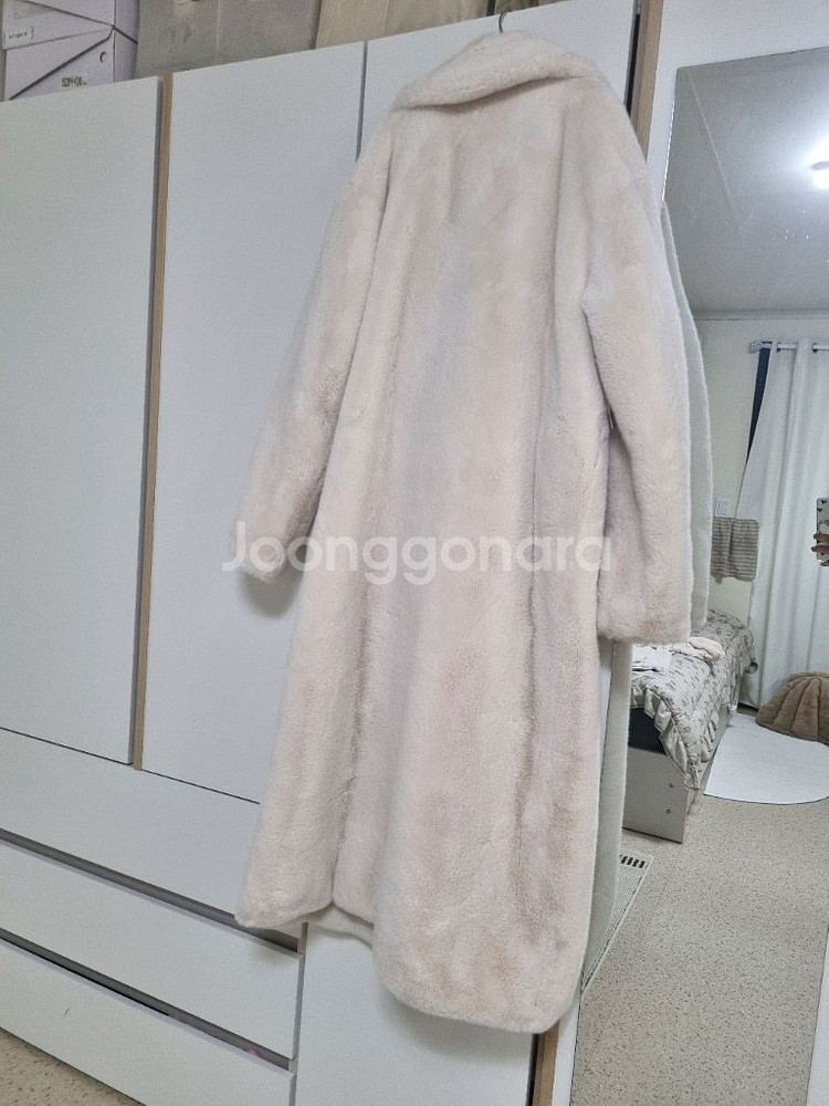 자라 퍼 롱코트 아이보리--9